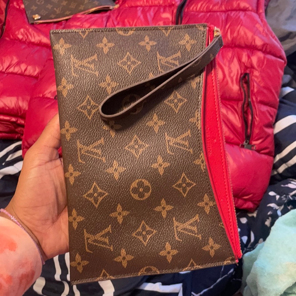 I am moving out of the state having a huge sale